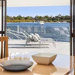 The River Rest - Noosa Jetty Stay