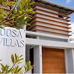 Noosa Villas