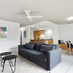 Zen - Blissful Beachside Pad
