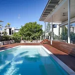 Belmore Terrace Perfect Pad Just 100 Metres To The Beach