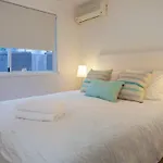 Belmore Terrace Perfect Pad Just 100 Metres To The Beach