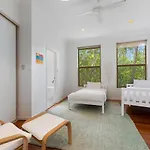 18 Adams St The Beach Shack Fabulous Location Close To The Beach