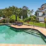 6 Como Noosa