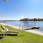 Noosa Haven Apt 6 Riverside Retreat