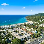 Noosa Beachside Apartment