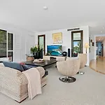 Laidback Luxury Living, Noosa Heads