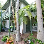 Coral Beach Noosa Resort