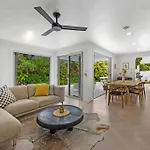 Surf Mist - Beautiful Noosa Heads Family Home