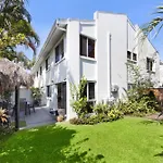 The Islander Tropical Noosa Getaway