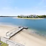 Driftwood 6 Private Beach Stay