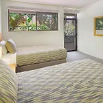 Bayona Apartments