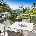 Little Cove Apt, Spectacular View, Pool