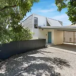 Sunshine Beach Shack