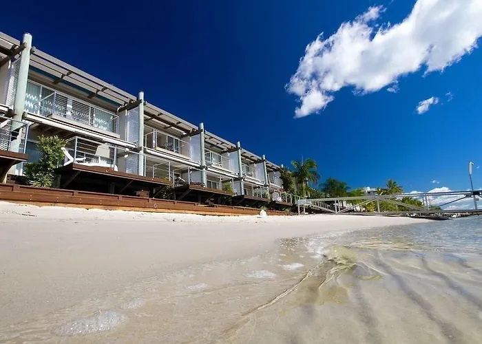 Driftwood 6 Private Beach Stay