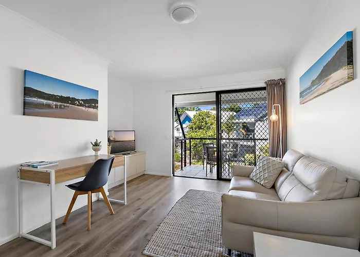 1 Bedroom Unit In 4 Star Tropical Resort In Noosaville