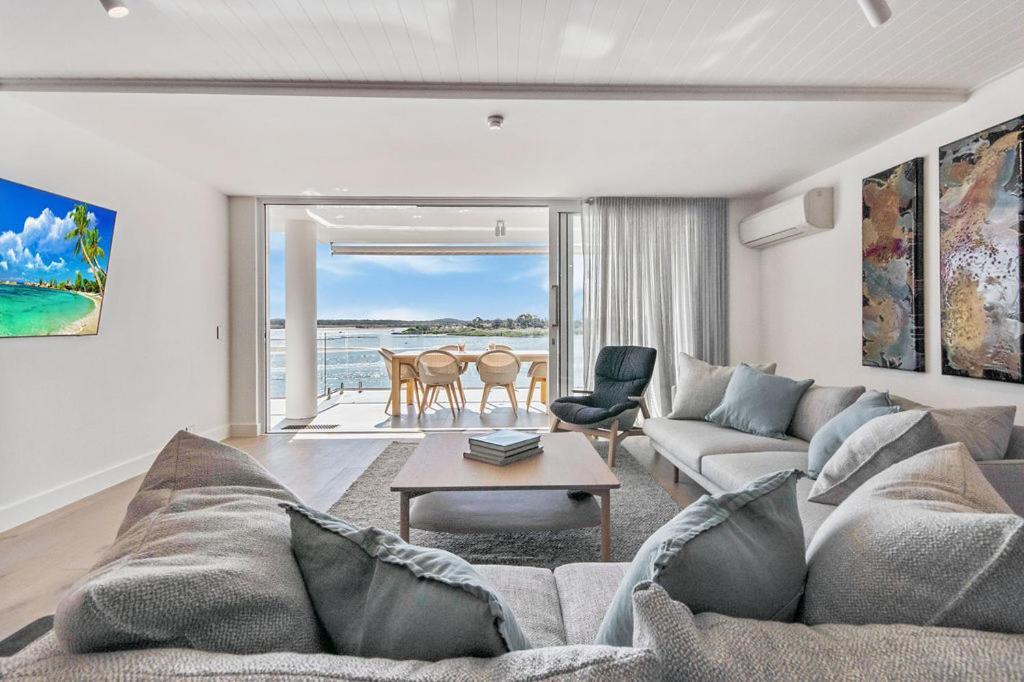 Quays Aparthotel