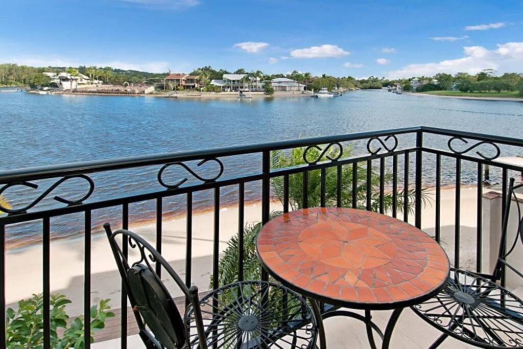 Weyba Quays * Noosa Heads