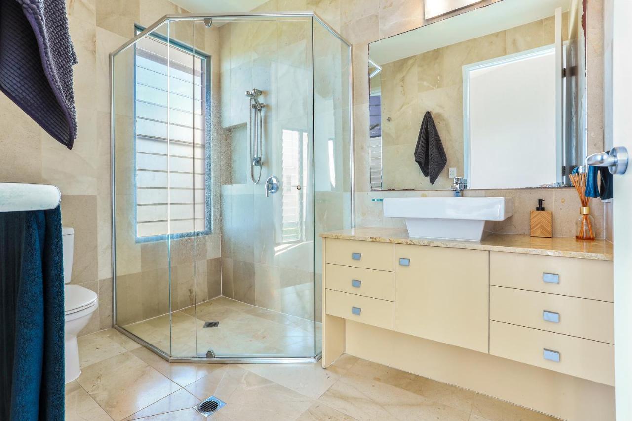 Indulgent Beachside Luxury, *