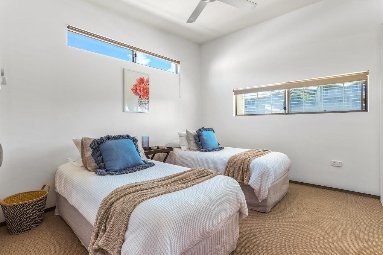 Indulgent Beachside Luxury, * Sunrise Beach