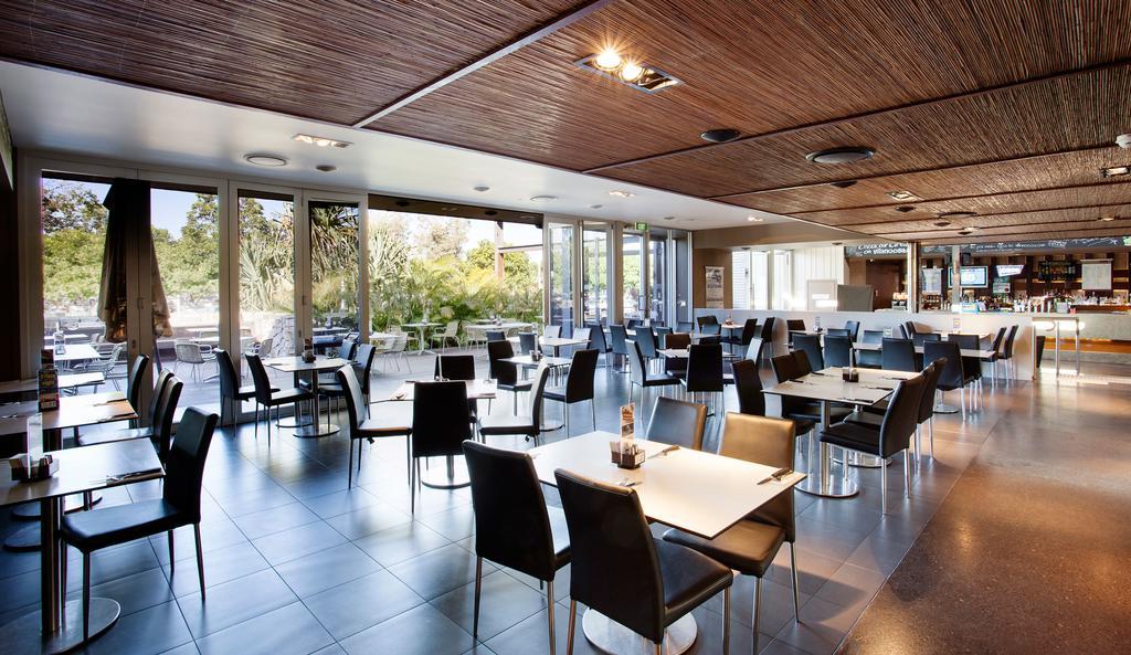Hotel Noosa Noosaville