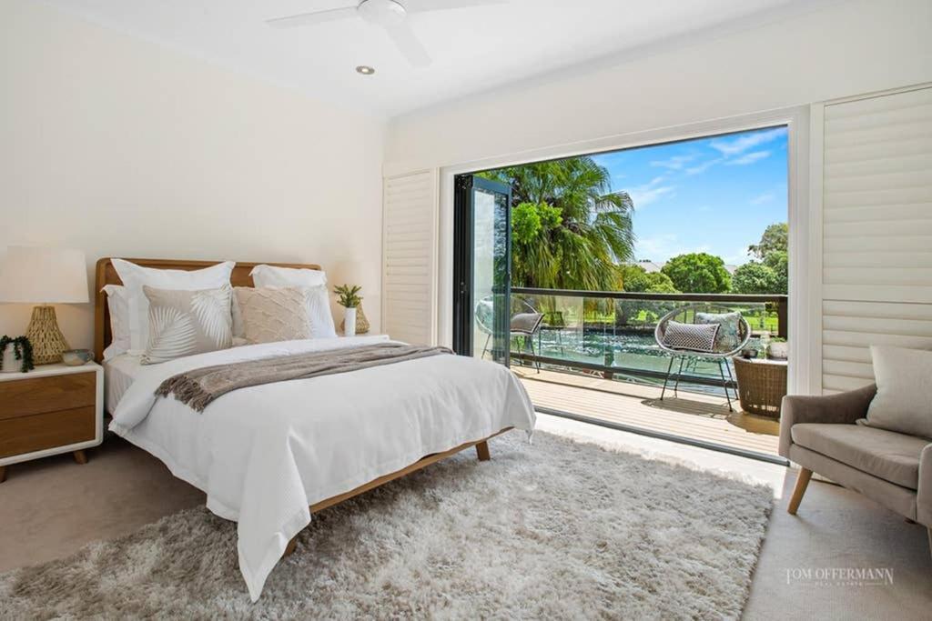 Quay Largo: Riverside Haven Apartment Noosaville