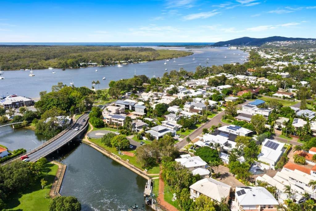 Quay Largo: Riverside Haven Apartment Noosaville