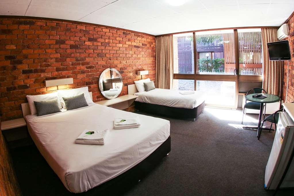 Noosa Hotel
