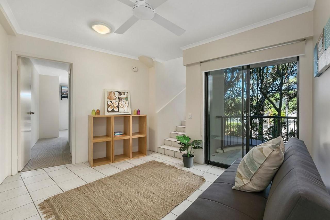 Apartment 4 Domani Large Townhouse With Ocean Views Sunshine Beach