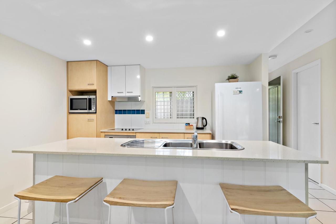 Tropical Retreat In 2 Bedroom Townhouse Noosaville