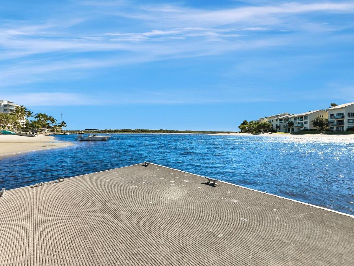 5 9 Barbados Crescent *