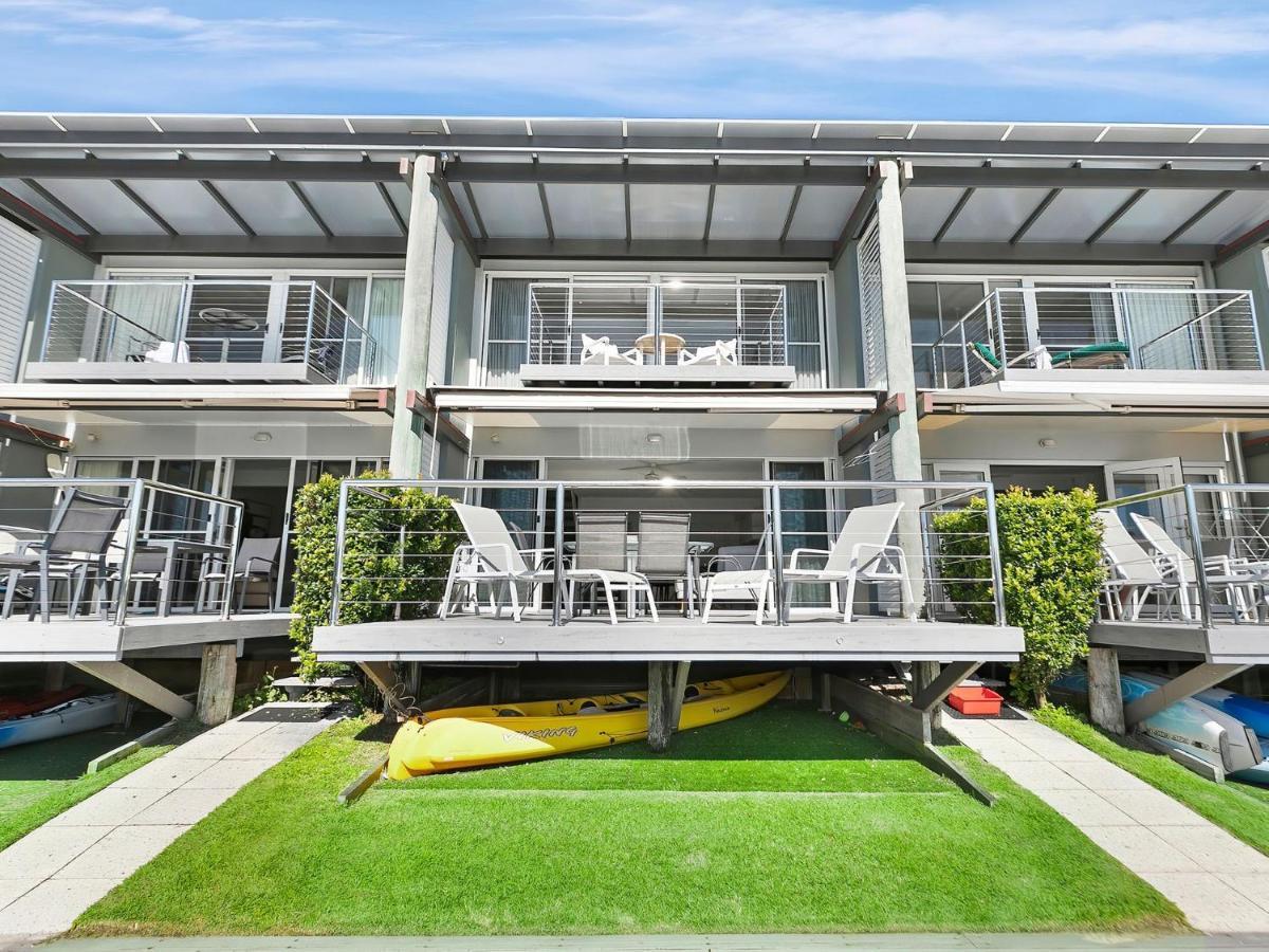 5 9 Barbados Crescent Apartment *