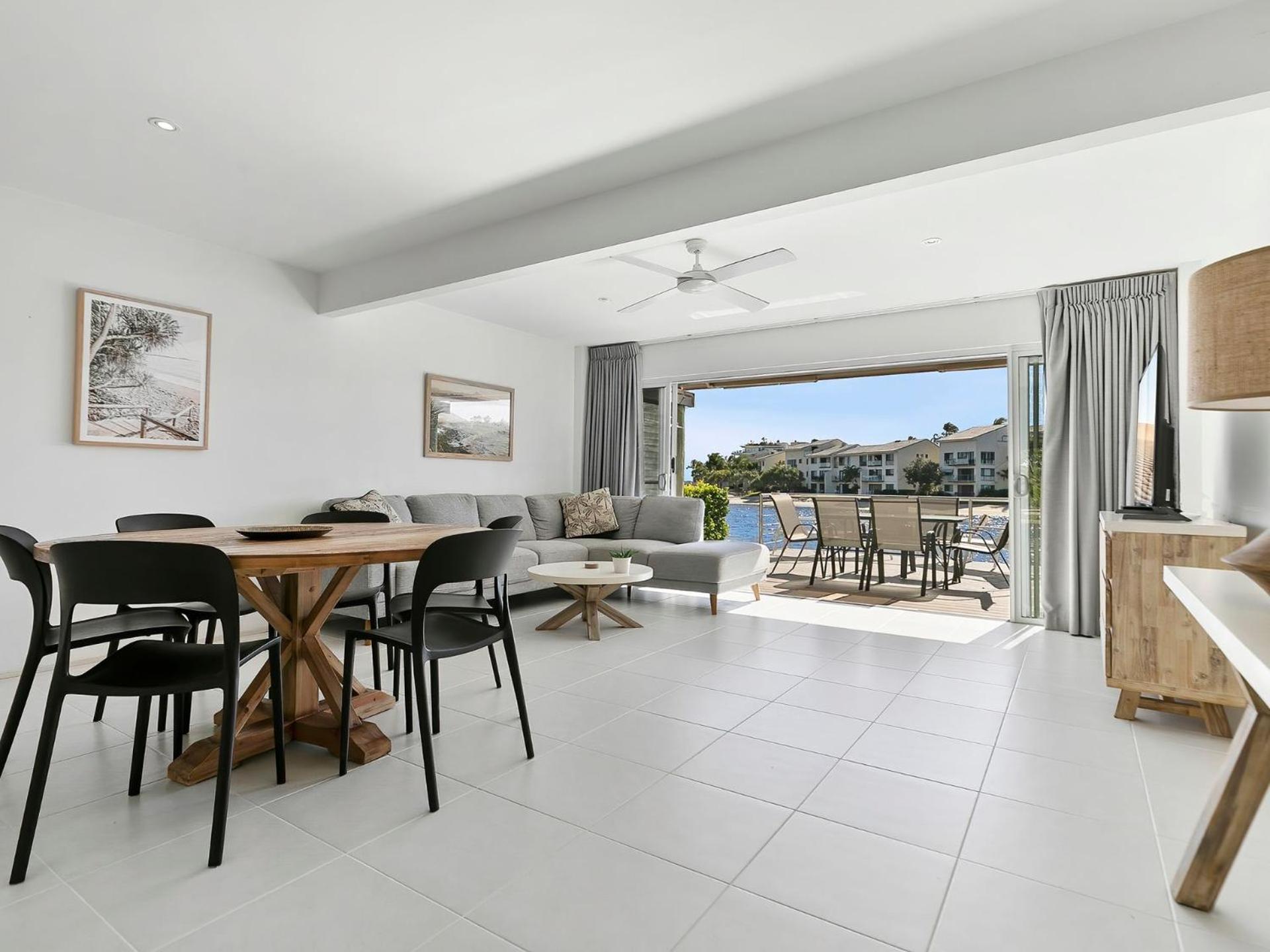 Apartment 5 9 Barbados Crescent *