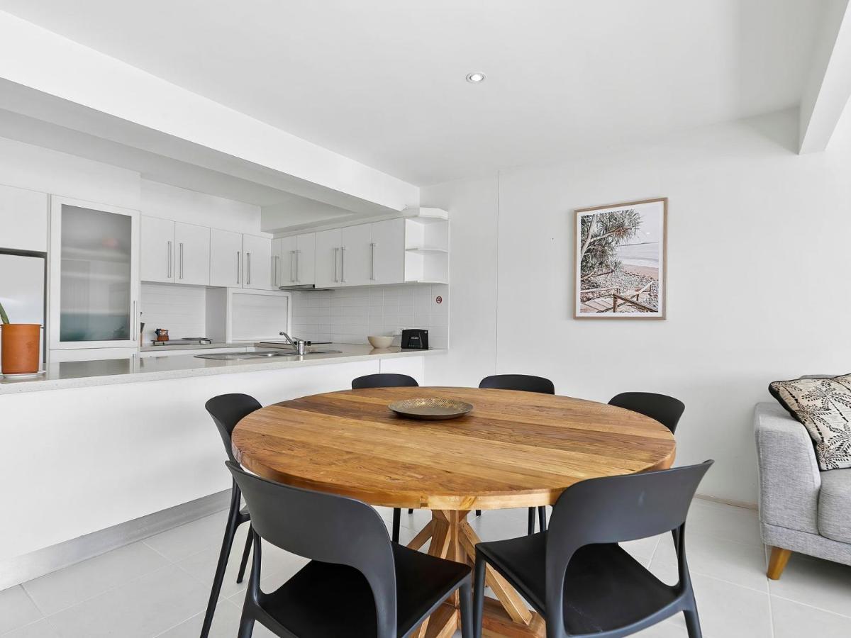 5 9 Barbados Crescent Apartment
