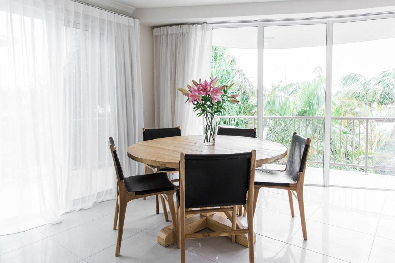 Sunshine Retreat Offers Ocean Views And Style Apartment Sunshine Beach
