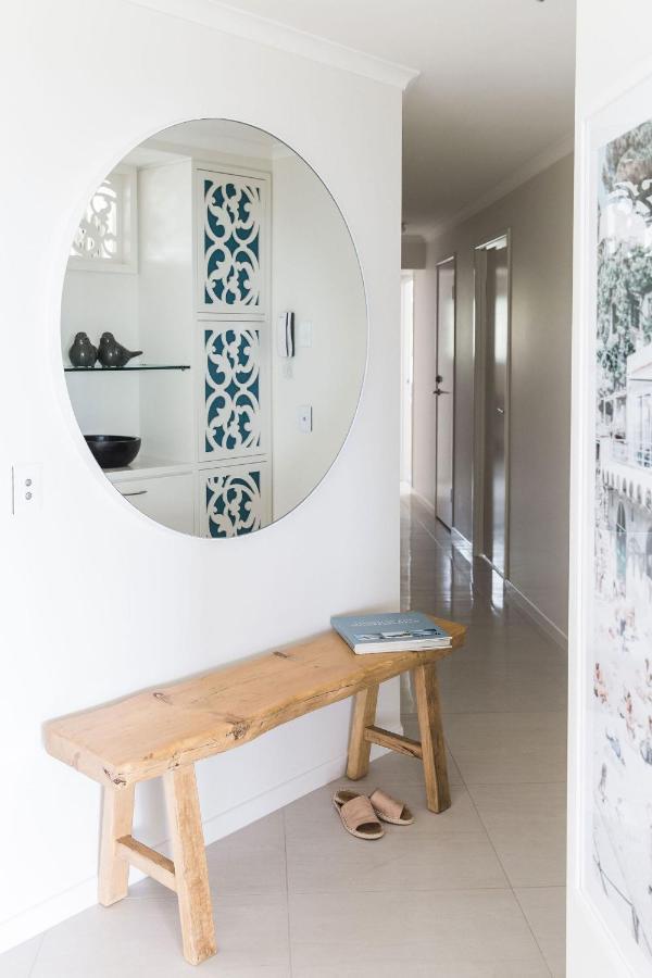 Apartment Sunshine Retreat Offers Ocean Views And Style