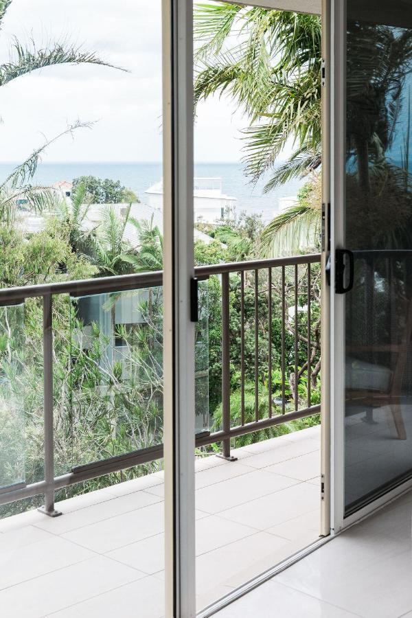 Sunshine Retreat Offers Ocean Views And Style Apartment Sunshine Beach