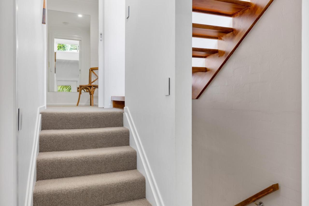 Little Cove Gem - Walking Distance To The Famous Beach! * Noosa Heads