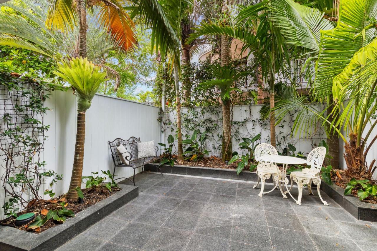 Little Cove Gem - Walking Distance To The Famous Beach! * Noosa Heads