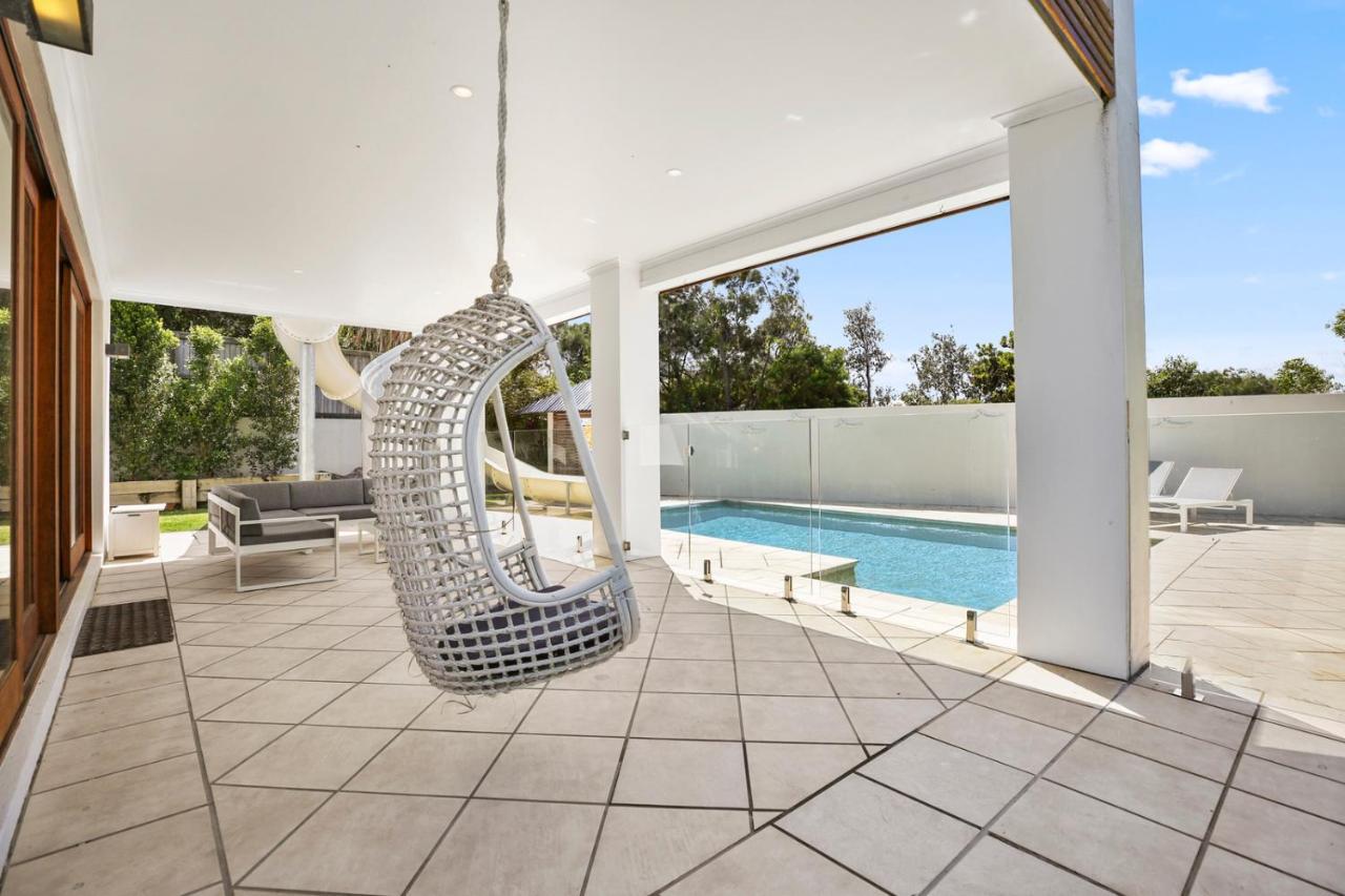 Ultimate Noosa Six Bedroom Luxury With Waterslide! Casa de férias Sunrise Beach