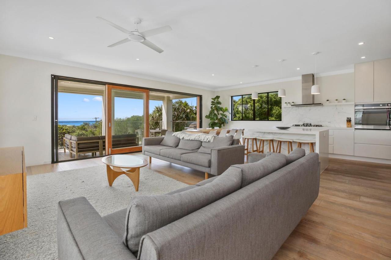Ultimate Noosa Six Bedroom Luxury With Waterslide! Casa de férias