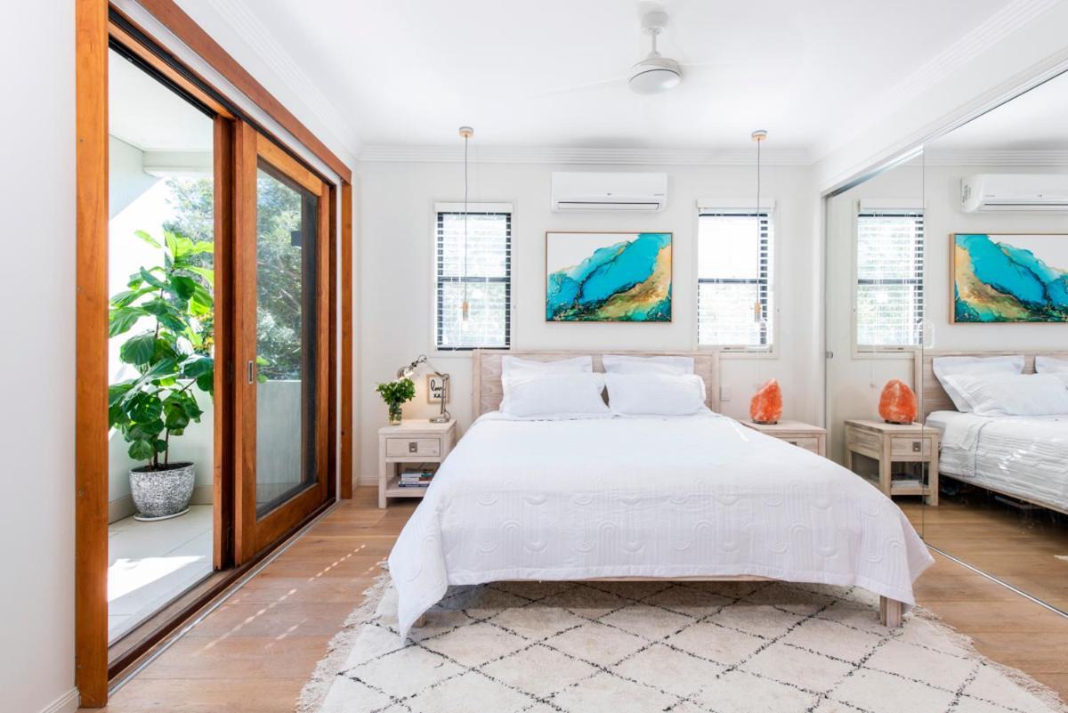 Casa de férias Ultimate Noosa Six Bedroom Luxury With Waterslide! Sunrise Beach