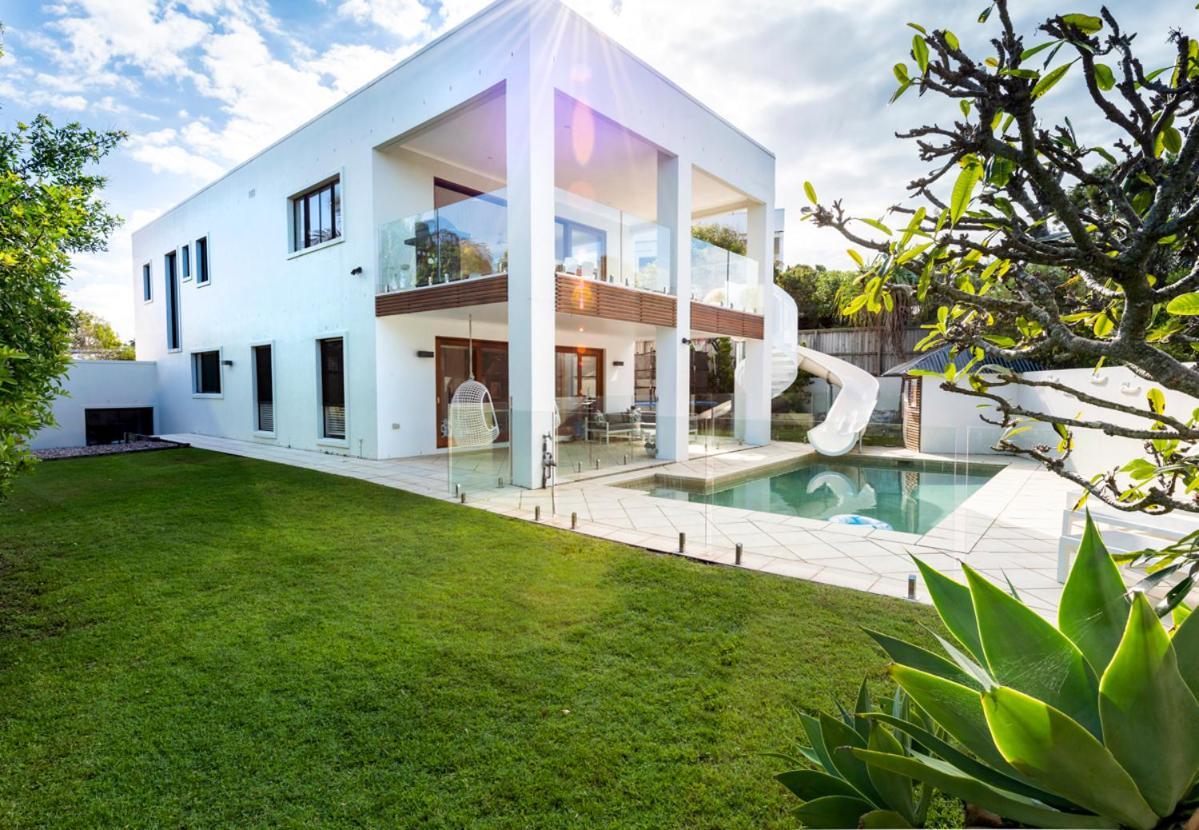 Casa de férias Ultimate Noosa Six Bedroom Luxury With Waterslide! *