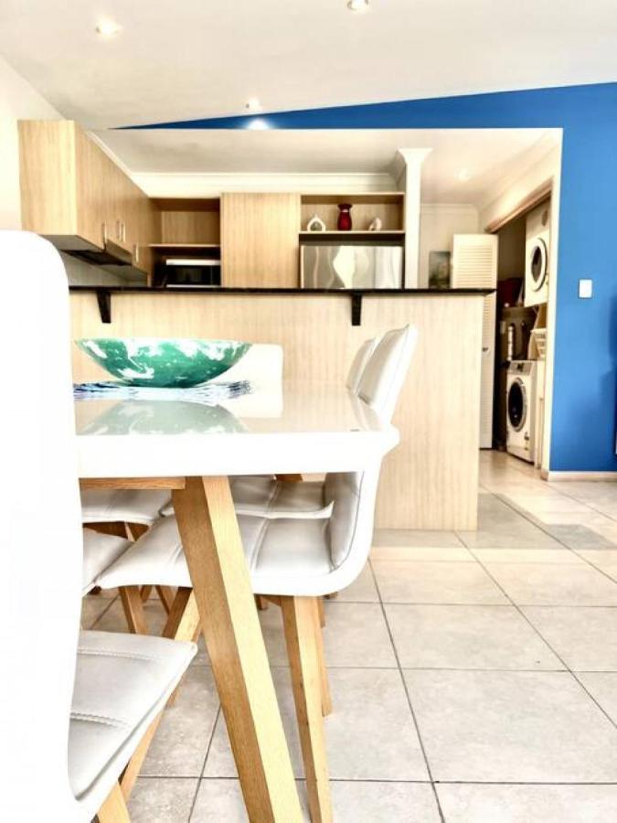 7 Cockleshell Sands Metres To Noosa River Apartment *