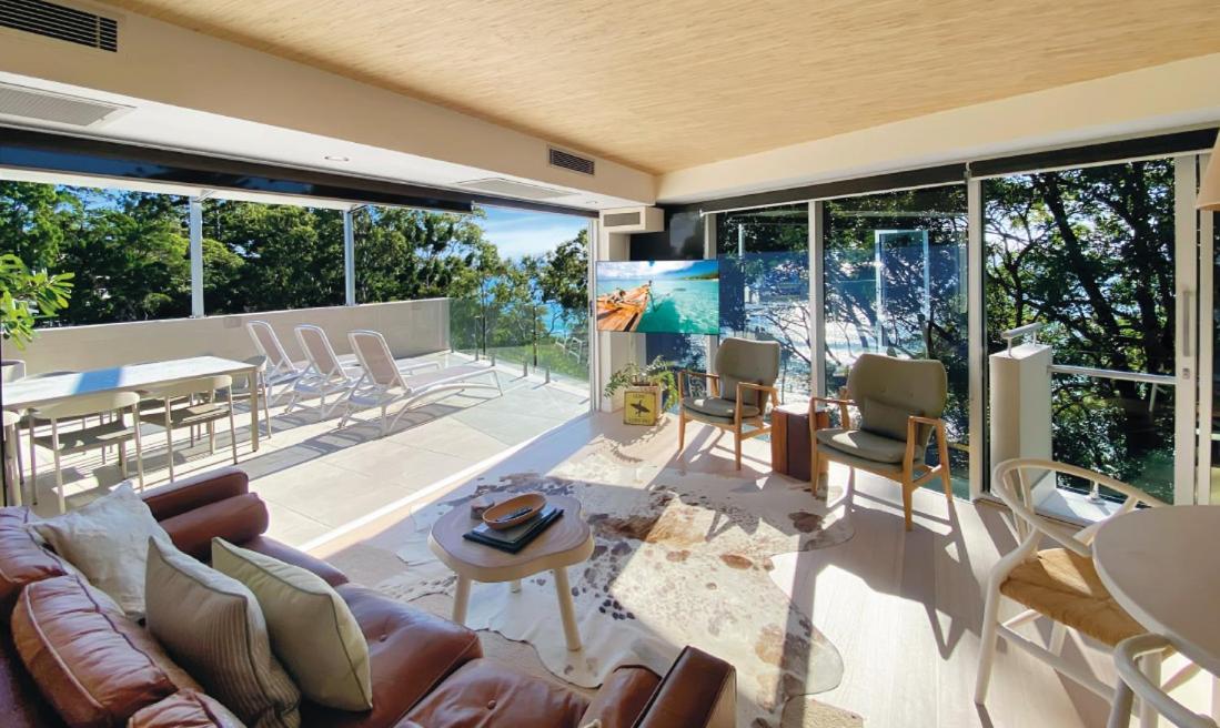 Little Cove Court - 9 *