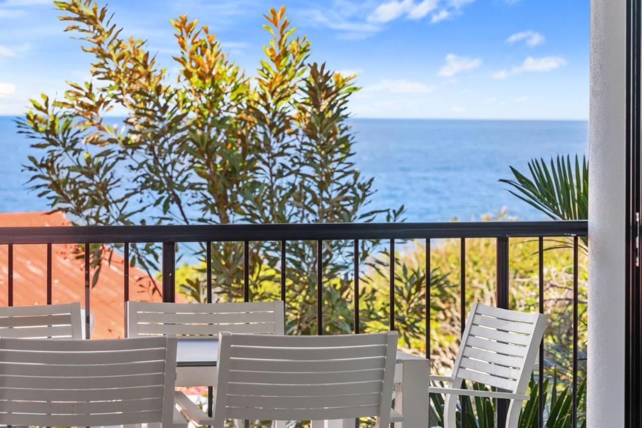 4 Domani Large Townhouse With Ocean Views Apartment Sunshine Beach