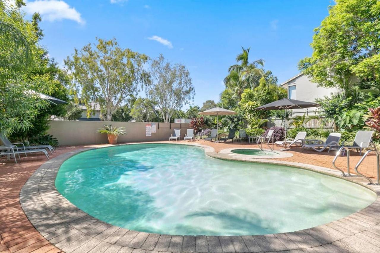 Apartment Pet Friendly Walk To Hastings St Or Noosa River 11ats Noosaville