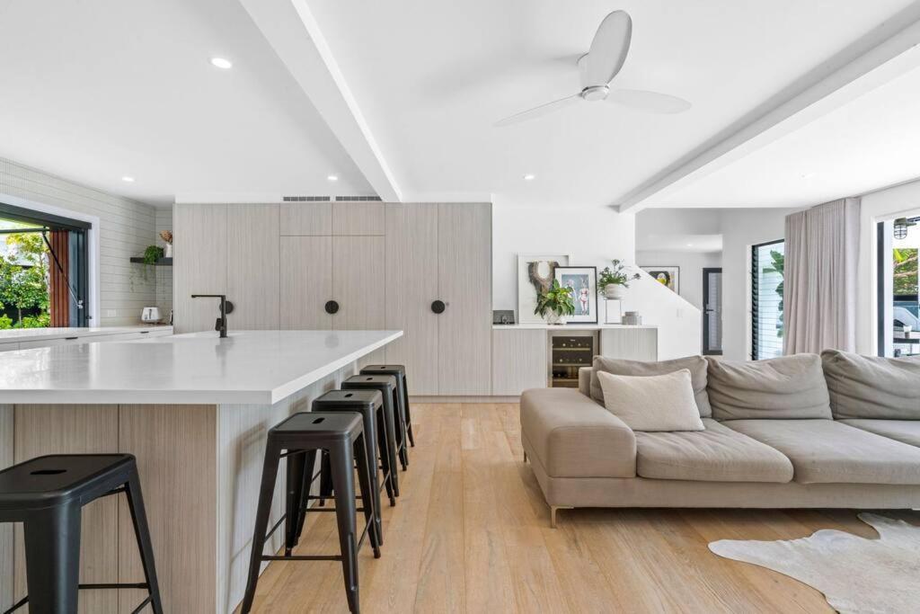 Holiday home Style On Sound Luxury Noosa