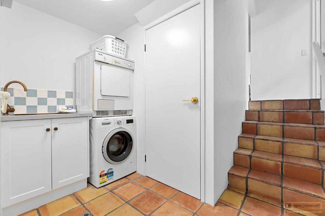 Apartment 2 6 Bayview Road Noosa Heads