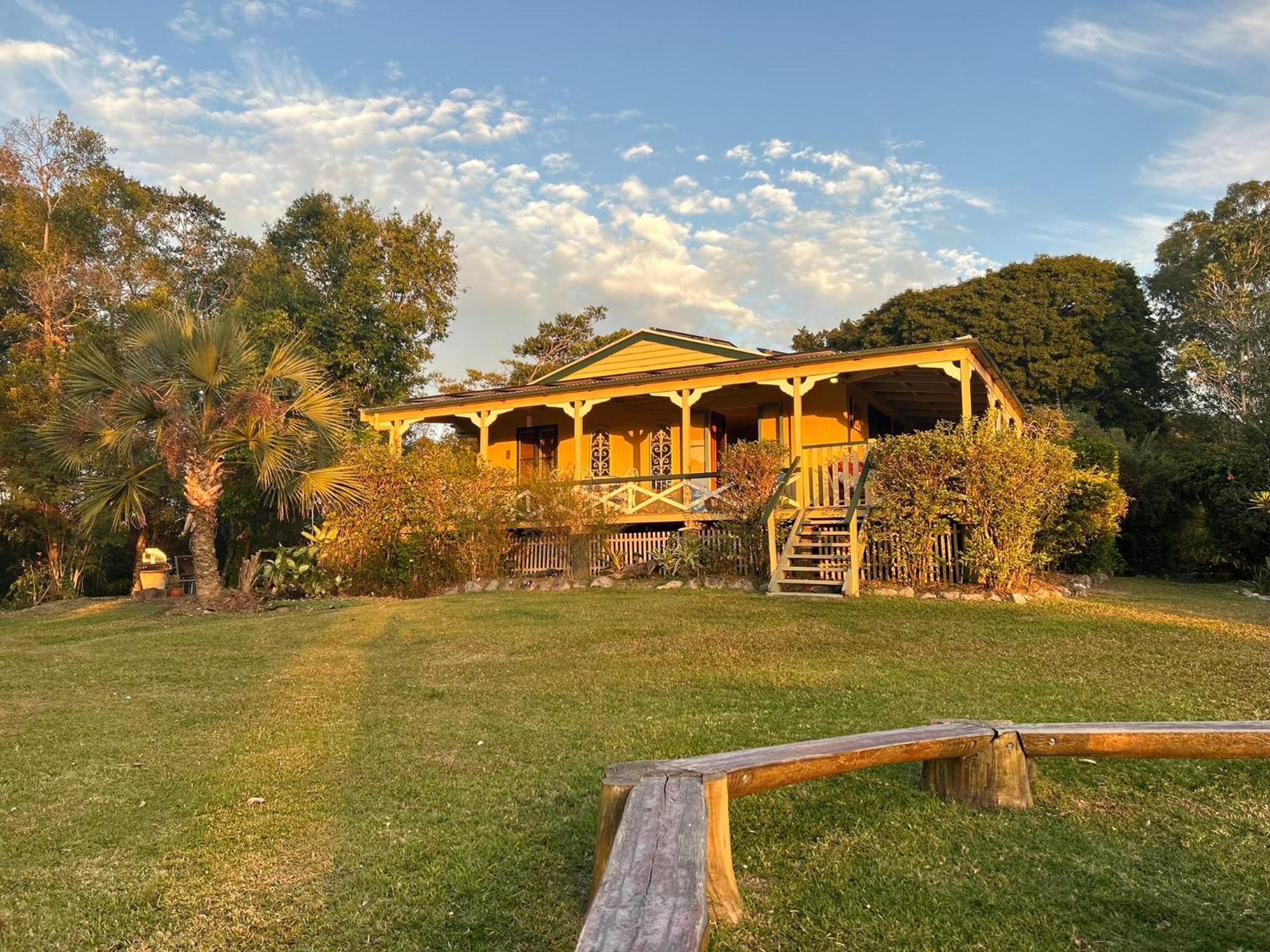 Bed & Breakfast Noosa Hinterland Escape