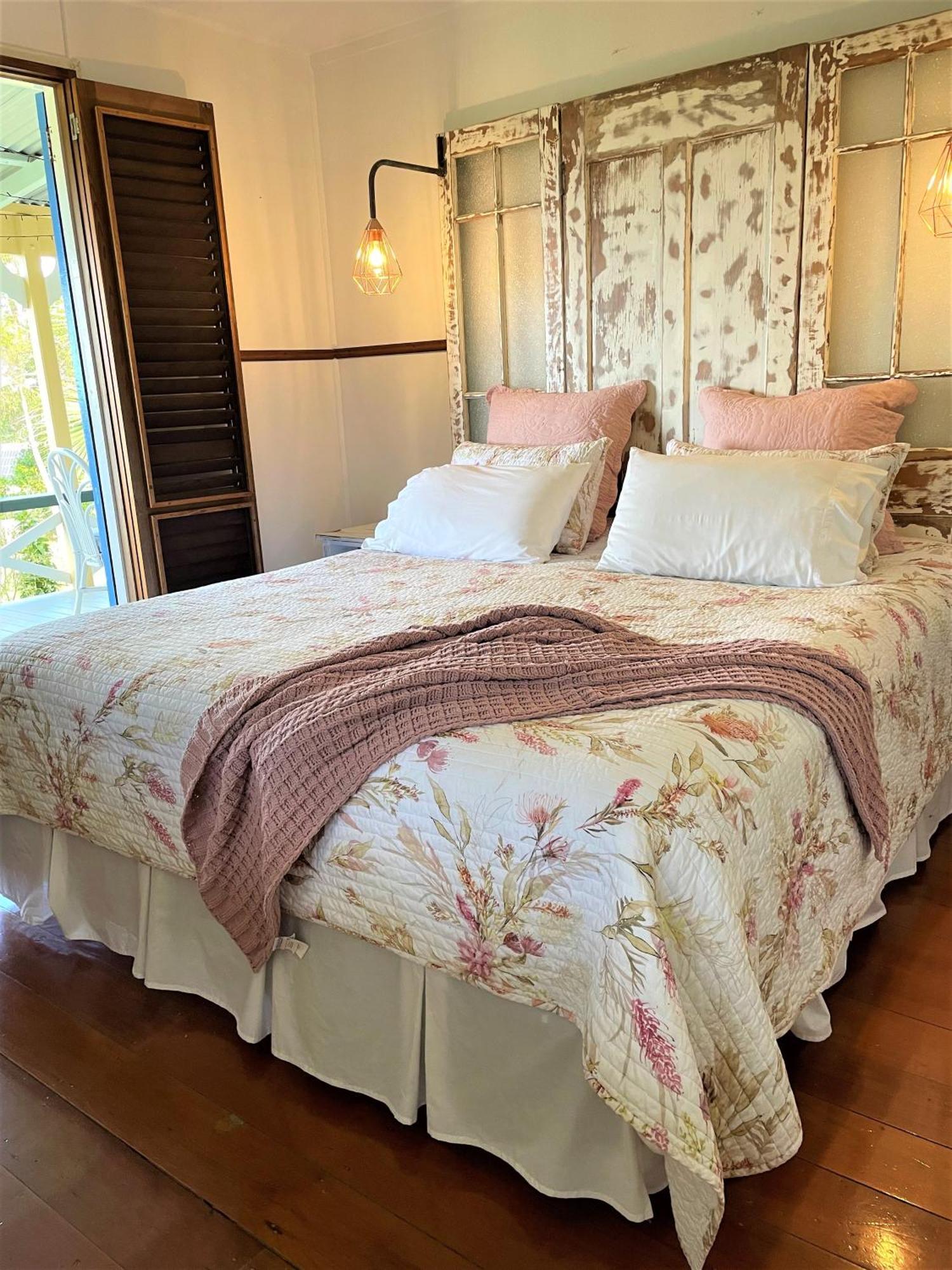 Bed & Breakfast Noosa Hinterland Escape